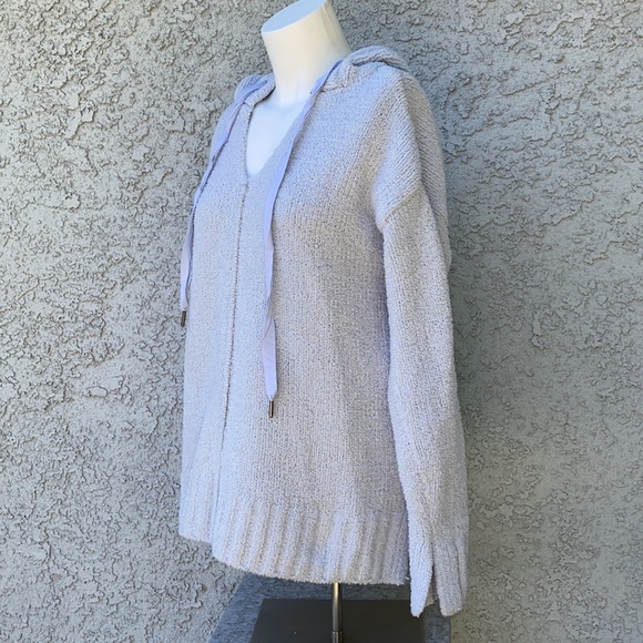 Simply Vera Vera Wang Sweaters - Simply Vera Wang Kohl’s Baby Blue Pastel Sherpa Hoodie Pullover Sweater Vneck